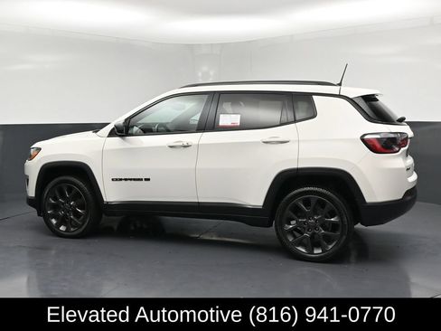 Used 2021 Jeep Compass Latitude AWD/4WD image 26
