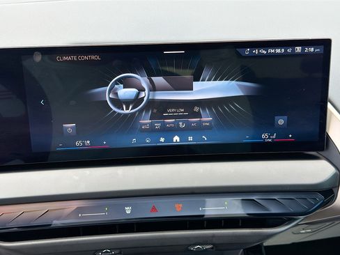 Used 2025 BMW X3 xDrive30i image 34