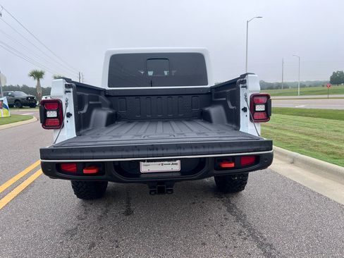 New 2026 Jeep Gladiator Mojave AWD/4WD image 10