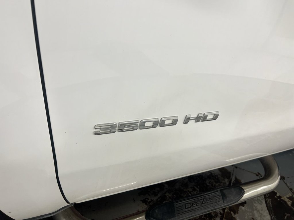 Used 2015 Chevrolet Silverado 3500 W/T RWD image 18