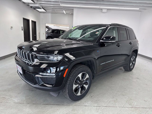 Used 2024 Jeep Grand Cherokee Limited 4xe AWD/4WD image 7