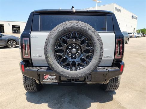 New 2025 GMC Hummer EV 2X image 4