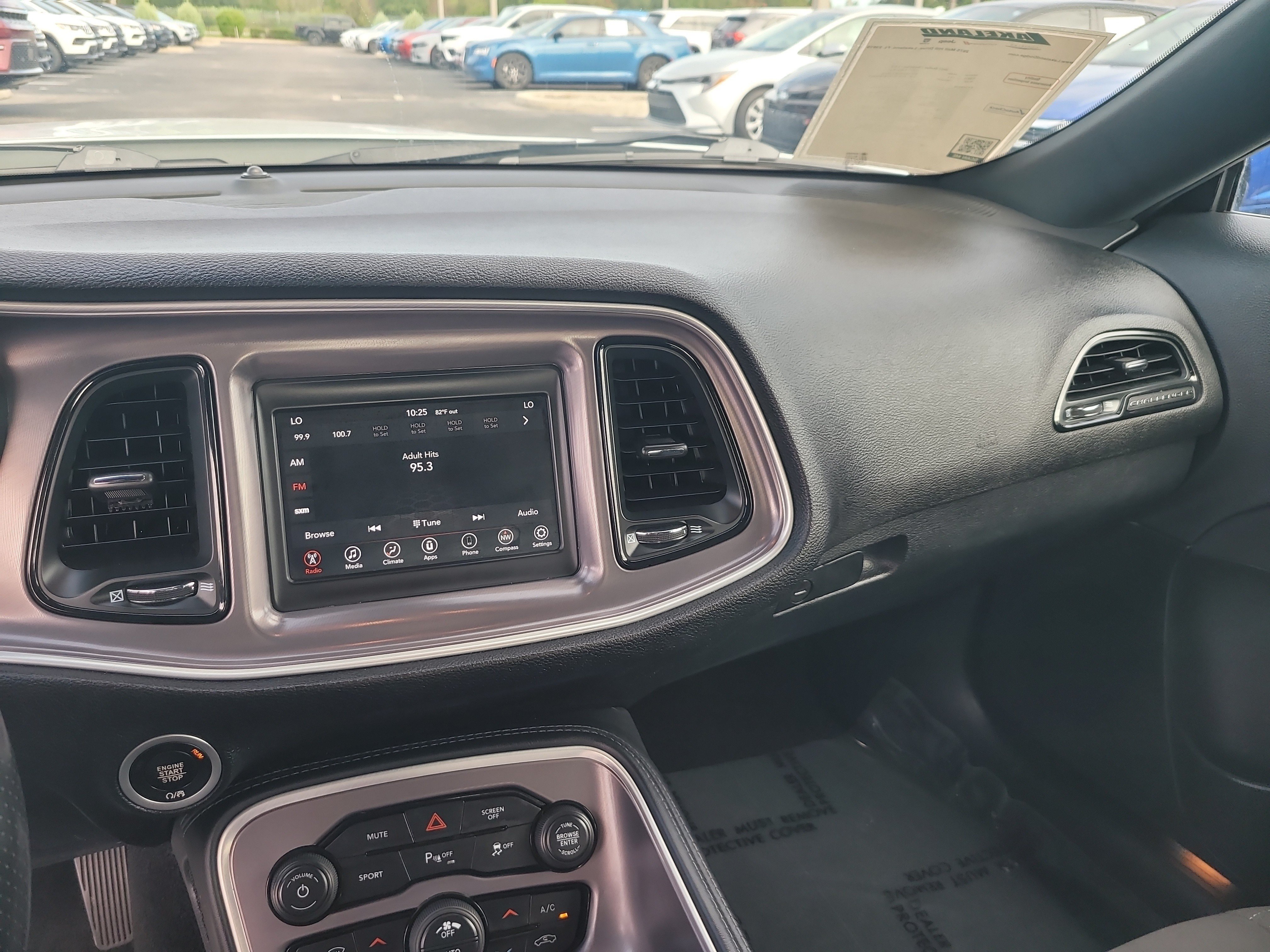 Used 2022 Dodge Challenger GT RWD image 17