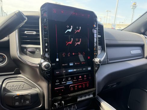 New 2026 RAM 3500 Laramie AWD/4WD image 44