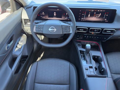 New 2026 Nissan Sentra SR image 15