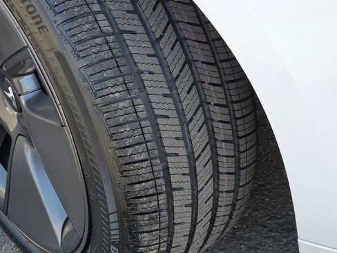 Used 2021 Tesla Model 3 Standard Range image 15