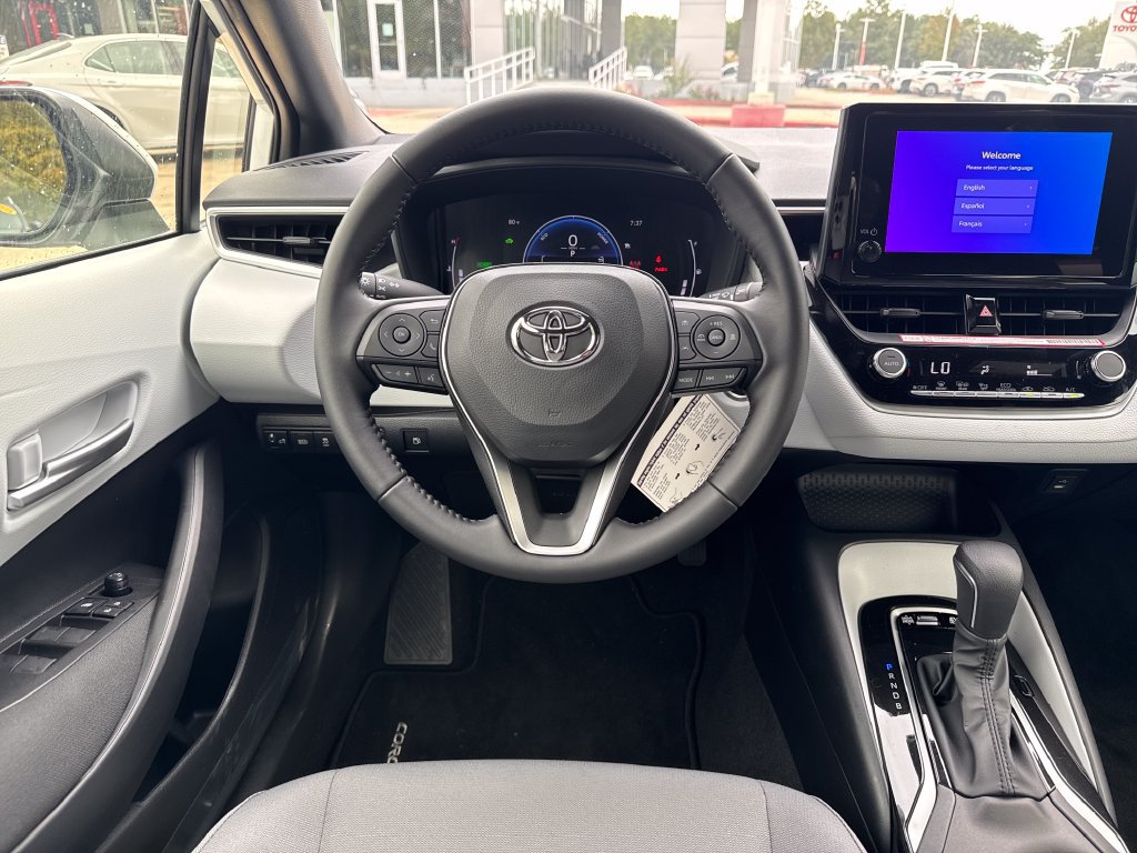 Certified 2026 Toyota Corolla SE FWD image 21