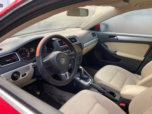 Used 2013 Volkswagen Jetta SE FWD image 11