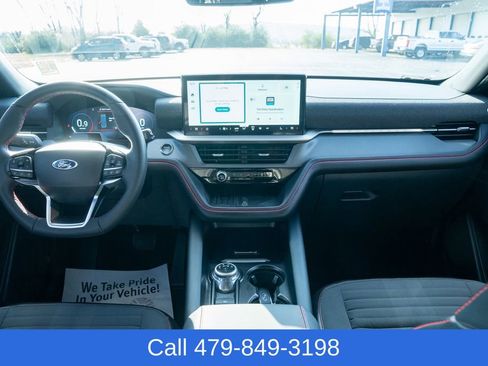Used 2025 Ford Explorer ST-Line w/ Premium Package image 29