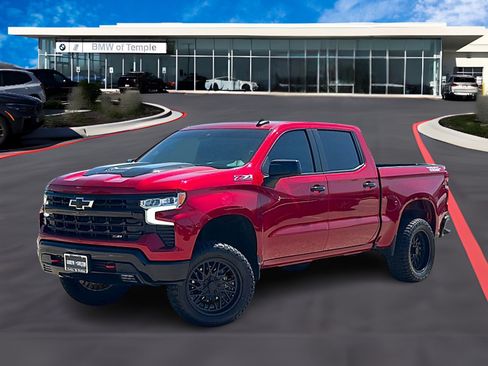 Used 2025 Chevrolet Silverado 1500 LT Trail Boss w/ Convenience Package II AWD/4WD image 1