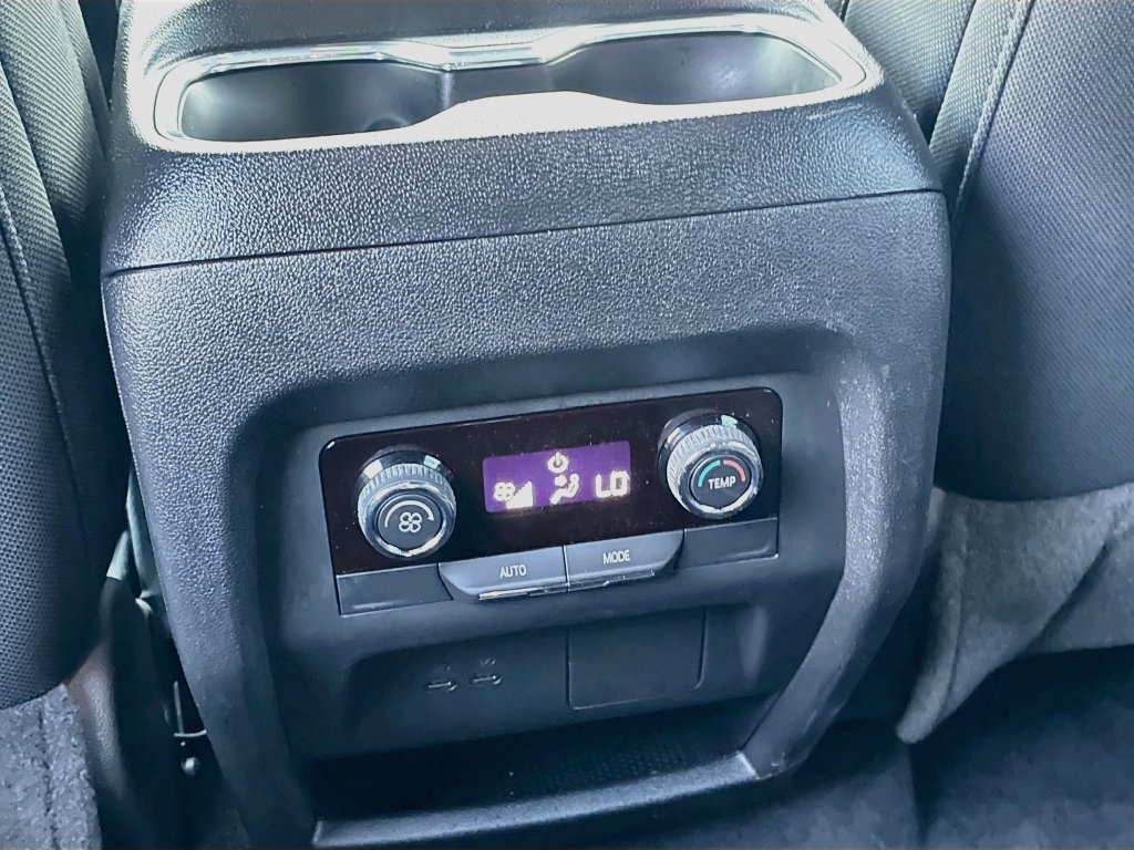 Used 2026 Chevrolet Traverse LT w/ LPO, Floor Liner Package FWD image 24
