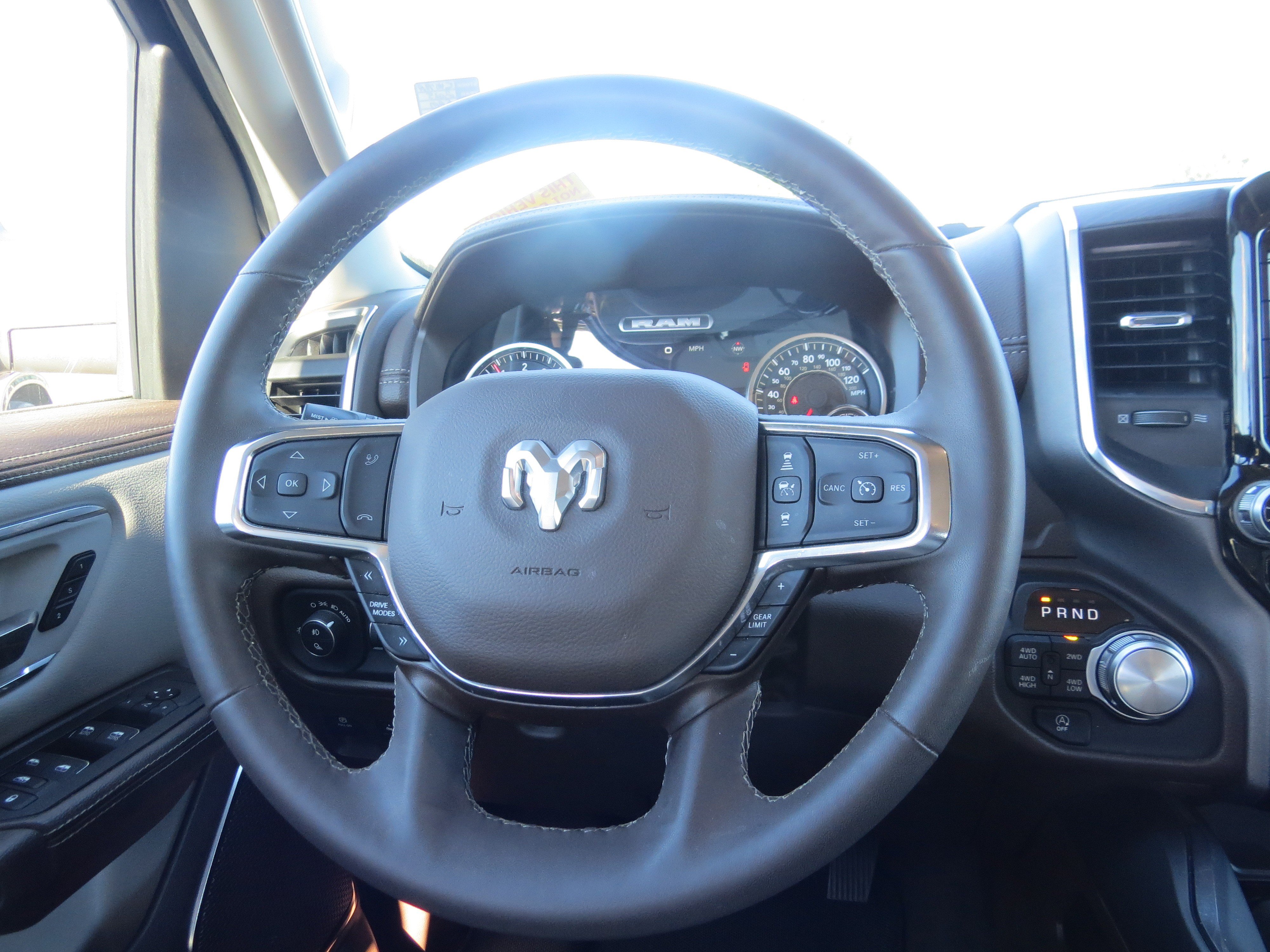Used 2025 RAM 1500 Laramie AWD/4WD image 16