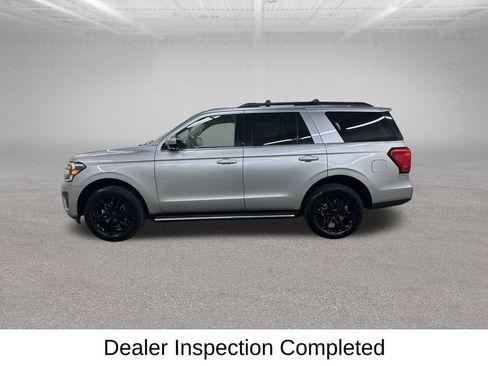 Used 2022 Ford Expedition XLT AWD/4WD image 9