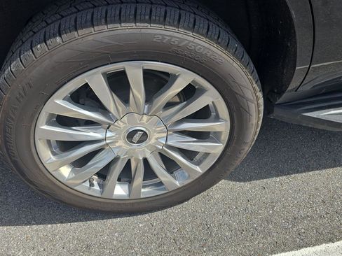 Used 2021 Cadillac Escalade Premium Luxury image 7