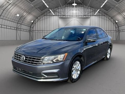 Used 2018 Volkswagen Passat 2.0T S w/ Driver Assistance Package image 7