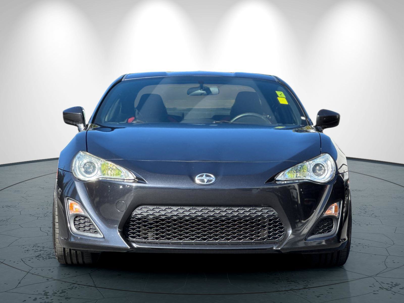Used 2016 Scion FR-S RWD image 9