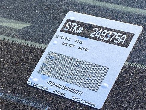 Certified 2024 Toyota bZ4X AWD image 35