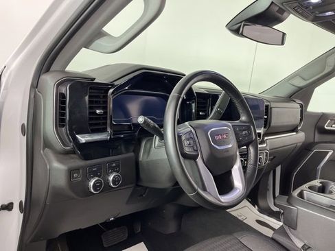 Used 2024 GMC Sierra 1500 Elevation AWD/4WD image 21