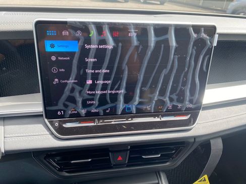 New 2026 Volkswagen Tiguan SE R-Line FWD image 16