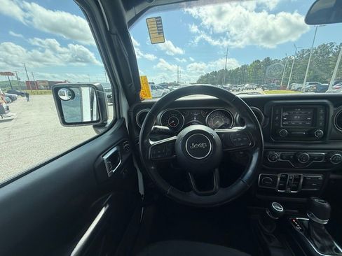 Used 2019 Jeep Wrangler Unlimited Sport S AWD/4WD image 13