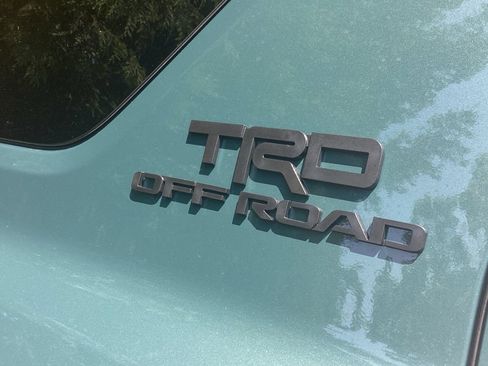 Certified 2026 Toyota 4Runner TRD Off-Road Premium AWD/4WD image 20