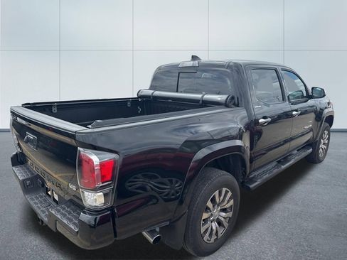 Used 2020 Toyota Tacoma Limited AWD/4WD image 7