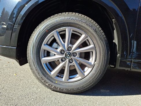 New 2025 MAZDA CX-5 AWD 2.5 S w/ Preferred Package image 4