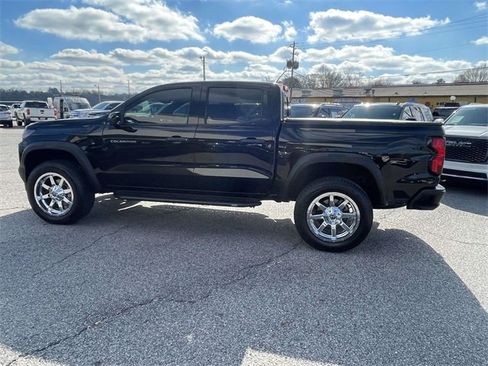 Used 2023 Chevrolet Colorado Trail Boss w/ Technology Package image 7