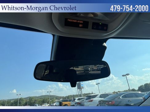 New 2026 Chevrolet Trax LT w/ LT Convenience Package FWD image 12
