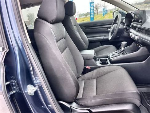 Certified 2025 Honda CR-V EX image 12