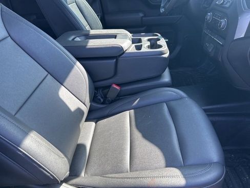 Used 2022 Chevrolet Silverado 1500 W/T w/ WT Value Package image 4