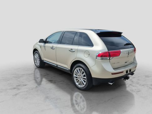Used 2011 Lincoln MKX AWD w/ Wood Pkg image 6