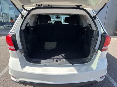 Used 2014 Dodge Journey SXT w/ Flexible Seating Group image 6