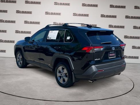 Used 2024 Toyota RAV4 LE AWD/4WD image 3
