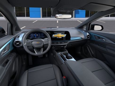 New 2026 Chevrolet Equinox EV LT image 15