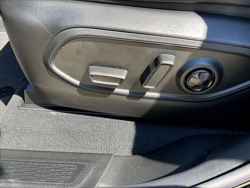 New 2026 Jeep Grand Cherokee Altitude AWD/4WD image 16