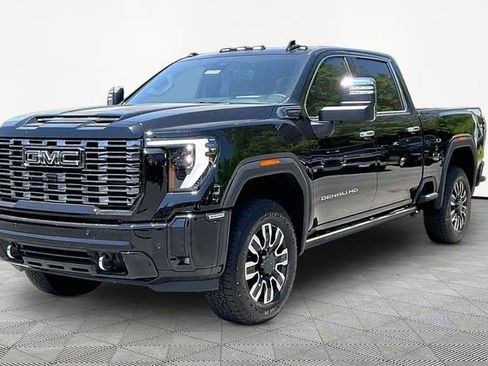 New 2026 GMC Sierra 3500 Denali Ultimate AWD/4WD image 3