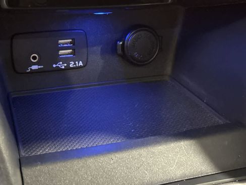 Used 2022 Subaru Forester Limited w/ Popular Package #2 image 31