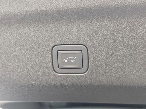 Used 2023 Chevrolet Tahoe LT w/ Luxury Package image 14