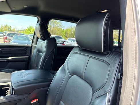 Used 2022 RAM 1500 Limited w/ Body-Colour Bumper Group AWD/4WD image 9