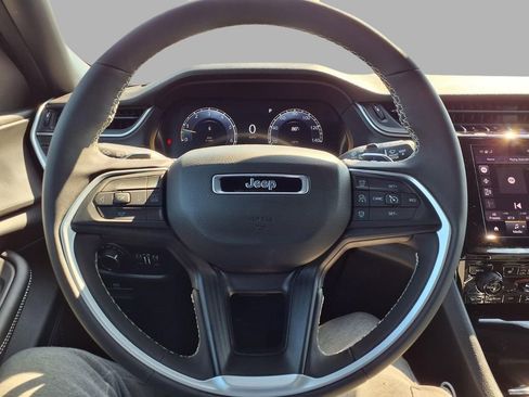New 2025 Jeep Grand Cherokee L Altitude AWD/4WD image 15