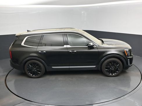 Used 2022 Kia Telluride SX w/ Towing Package FWD image 13