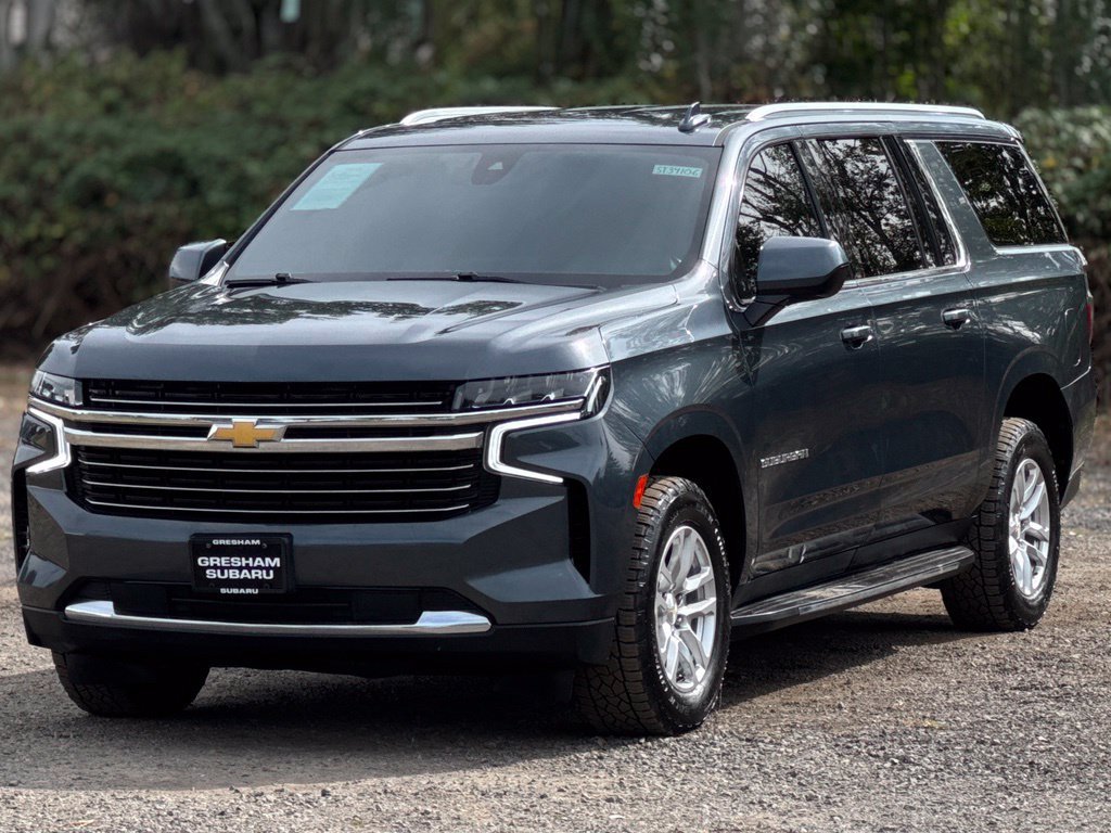 Used 2021 Chevrolet Suburban LT AWD/4WD image 3