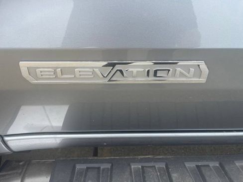Used 2023 GMC Canyon Elevation w/ Elevation Premium Package AWD/4WD image 20
