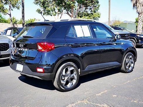 Certified 2026 Hyundai Venue SEL FWD image 8