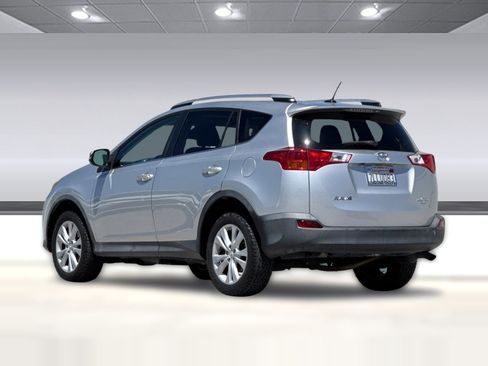 Used 2015 Toyota RAV4 Limited w/ Technology Package AWD/4WD image 7
