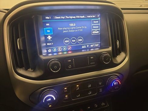 Used 2021 Chevrolet Colorado ZR2 w/ ZR2 Dusk Special Edition image 11