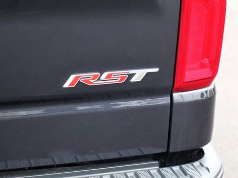 Used 2022 Chevrolet Silverado 1500 RST image 17