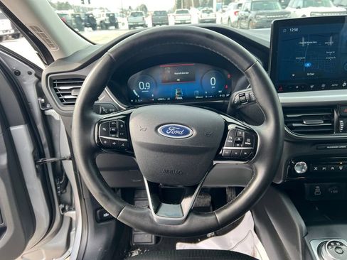 Used 2024 Ford Escape Platinum AWD/4WD image 14