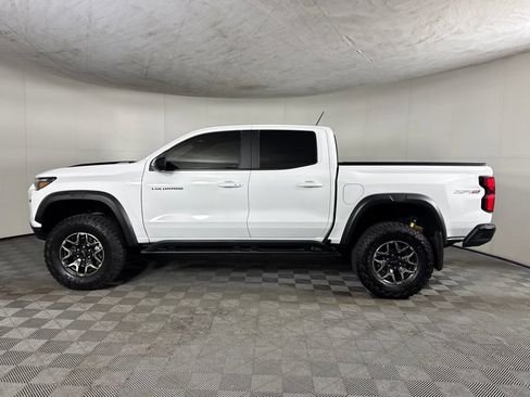 Certified 2023 Chevrolet Colorado ZR2 w/ ZR2 Convenience Package III AWD/4WD image 9